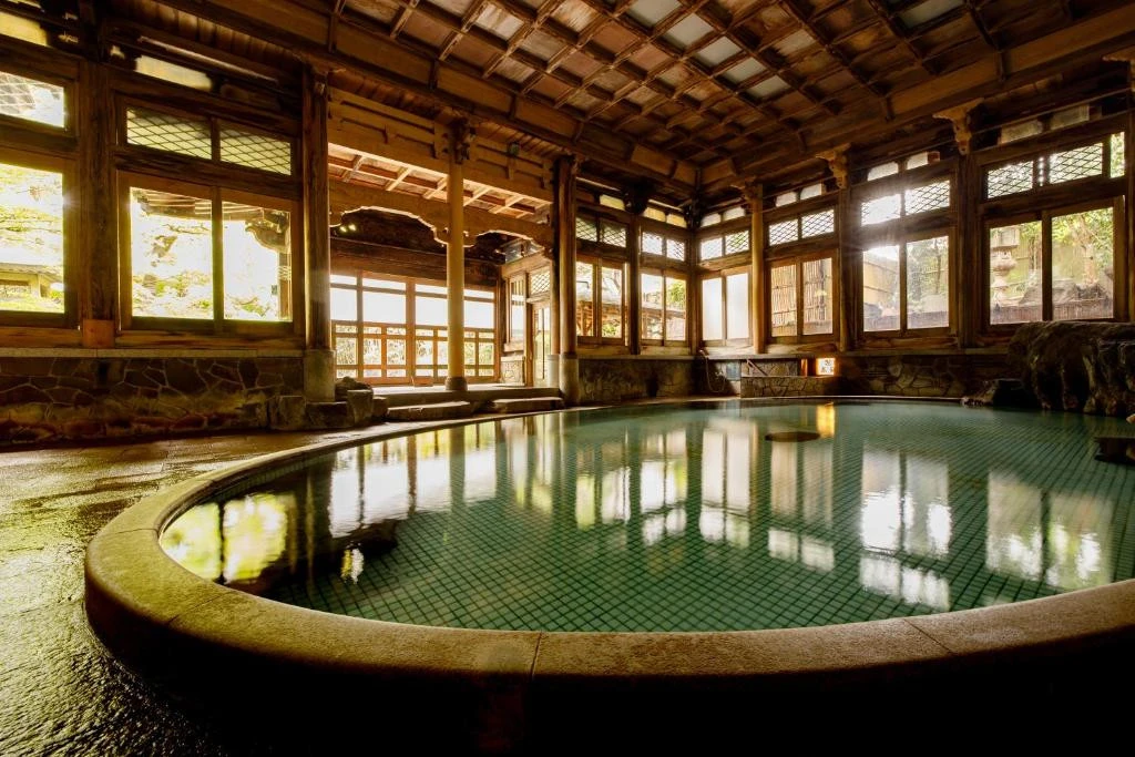 Yorozuya is a historic and prestigious inn providing a classical ryokan experience, Japan Snow Monkey accommodation
